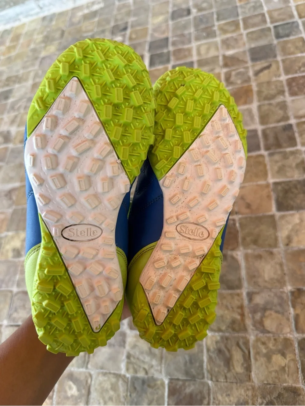 Stelle Kids Athletic Shoes baseball shoes/ soccer shoes unisex - Blue & Lime